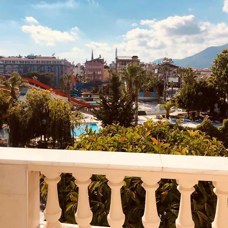 Apartman In Centrum, 3 Minutes To The Damlatas And Cleopatra Alanya